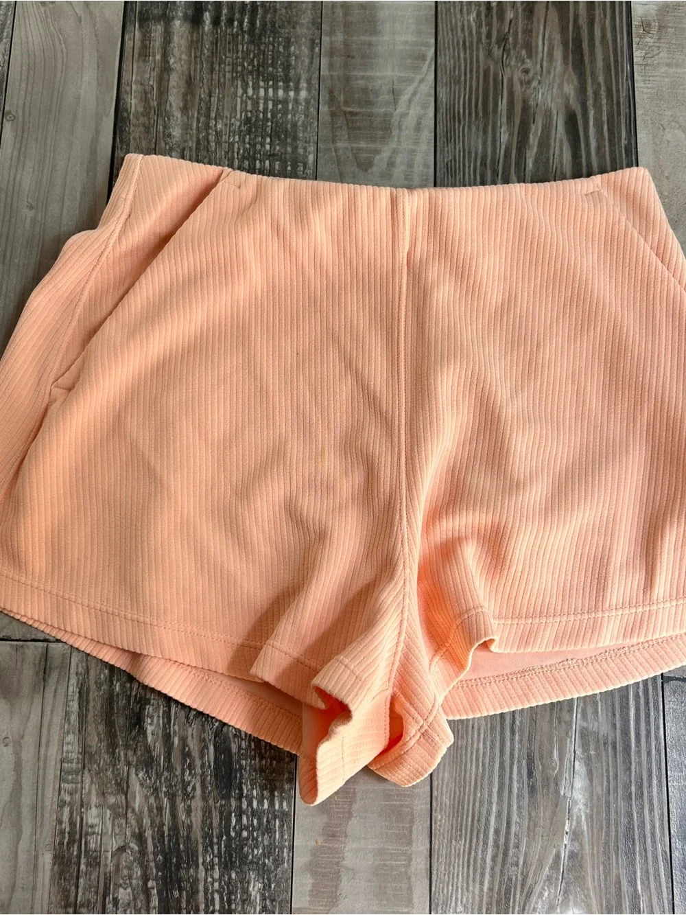 lululemon athletica Peach Ribbed High-Rise Women’s Shorts Softstreme